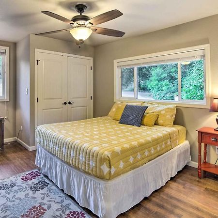 Coos Bay Retreat Less Than 2 Mi To Marina And Casino! 외부 사진