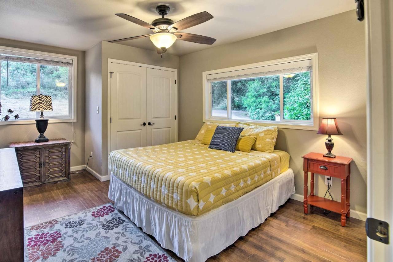 Coos Bay Retreat Less Than 2 Mi To Marina And Casino! 외부 사진